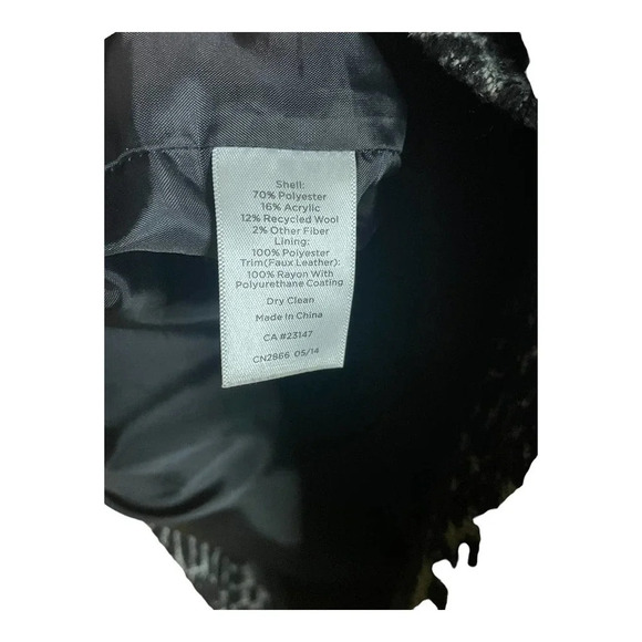 Talbots Black Textured Wool Blend Knee Length Pencil Skirt Size 2P - Picture 5 of 6